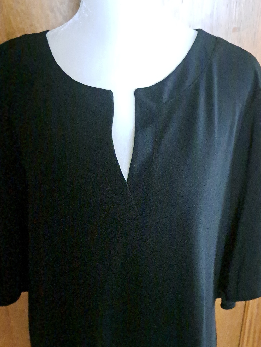 Ann Taylor Black Split-Neck Tunic Top